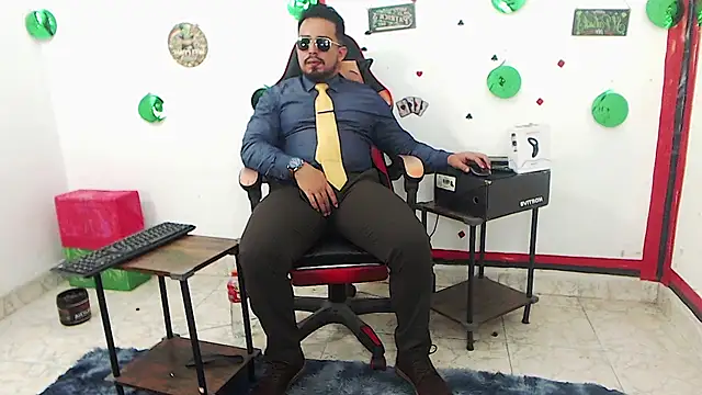 KalethBigDick 网络视讯表演
