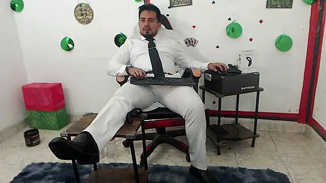 KalethBigDick Pertunjukan Webcam
