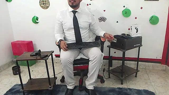 KalethBigDick: вебкам-шоу