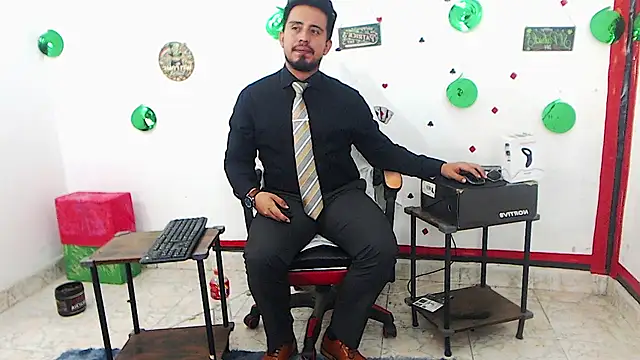 KalethBigDick webcam show