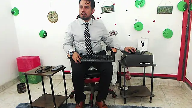 KalethBigDick Show Webcam