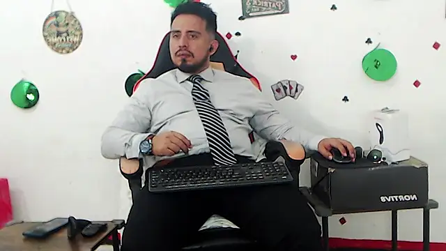 KalethBigDick Adlı Modelin Web Kamerası Şovu
