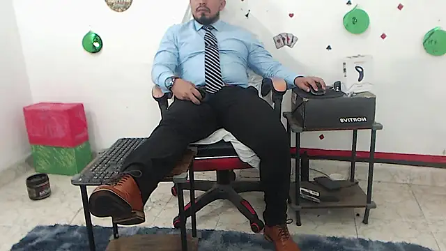 KalethBigDick webkamerás műsora