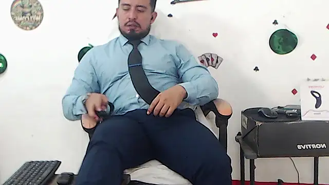 KalethBigDick 网络视讯表演