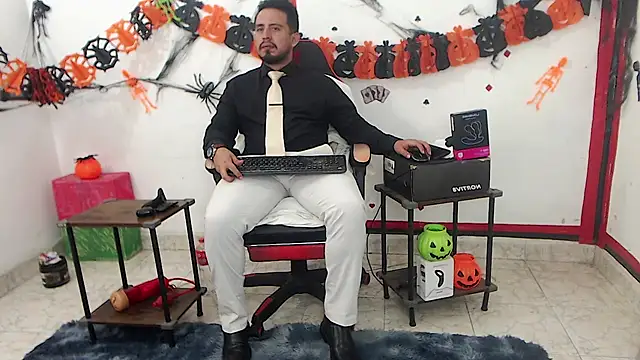 KalethBigDick Show in webcam
