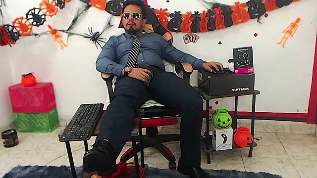 KalethBigDickのウェブカメラショー