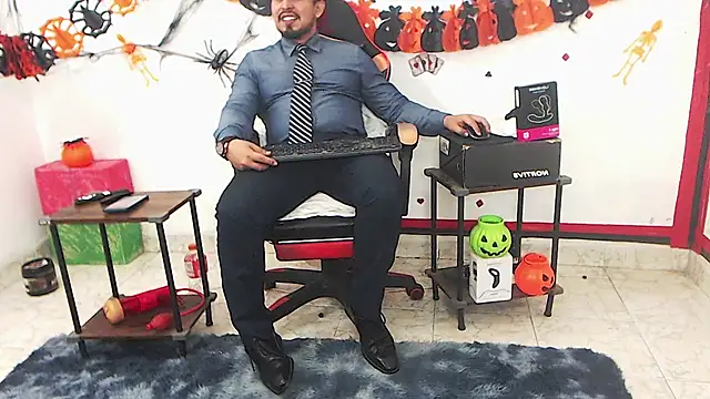 KalethBigDick: διαδικτυακό σόου στην κάμερα