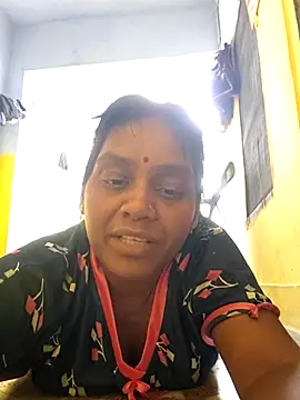 Priyasexcpl's Live XXX Chat