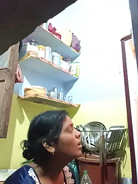 Priyasexcpl webcam show