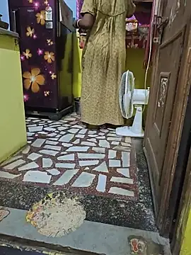 Priyasexcpl 网络视讯表演