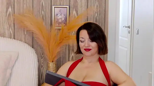 ClassyTinaa 网络视讯表演