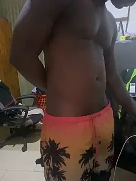 Pornhouse420 网络视讯表演