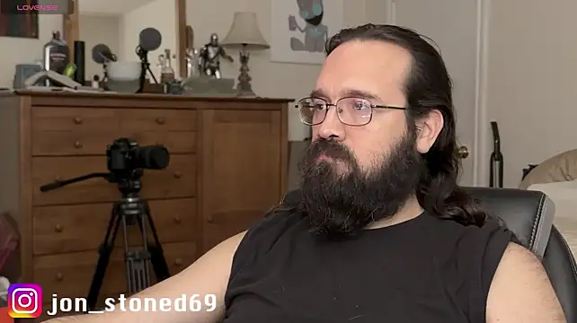 Apocalypse_Jerry: διαδικτυακό σόου στην κάμερα