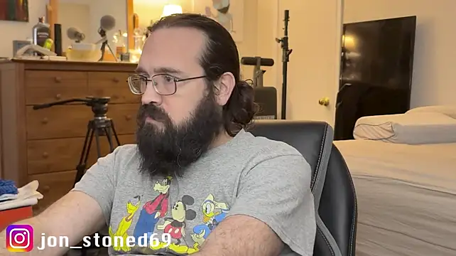 Apocalypse_Jerry: διαδικτυακό σόου στην κάμερα