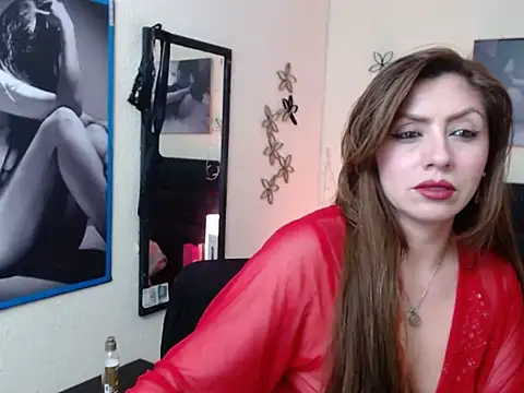 Chat +18 de AnthonelaBella ao vivo