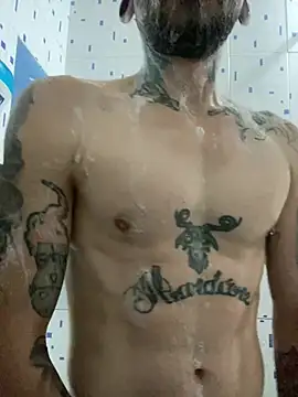 XJHONNYREBELX69 Show in webcam