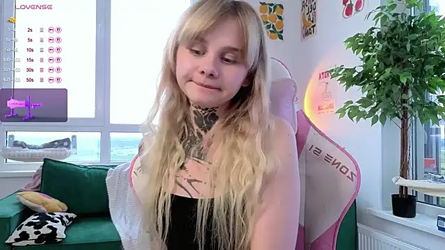Britney_Lynchのウェブカメラショー