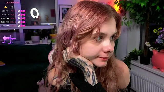 Britney_Lynch webkamerás műsora