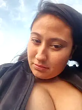 Chatroom XXX en direct de Celeem_