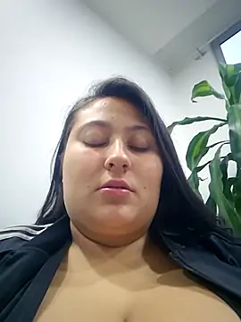 Celeem_ Adlı Modelin Canlı XXX Sohbeti
