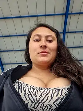 Celeem_ – Naživo XXX chat