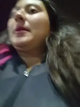 צ'אט XXX בשידור חי של Celeem_
