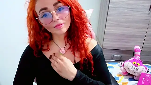 Alexatexa2929 Adlı Modelin Canlı XXX Sohbeti