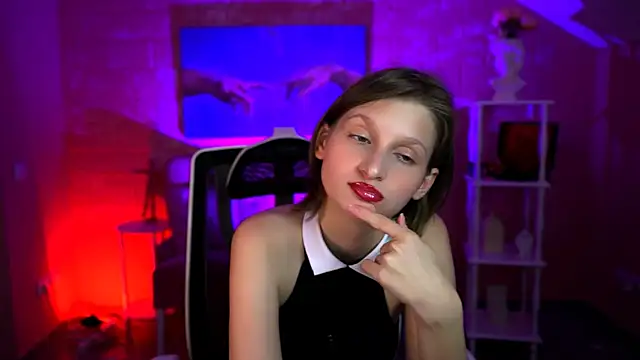 EllaHorton's Webcam Show
