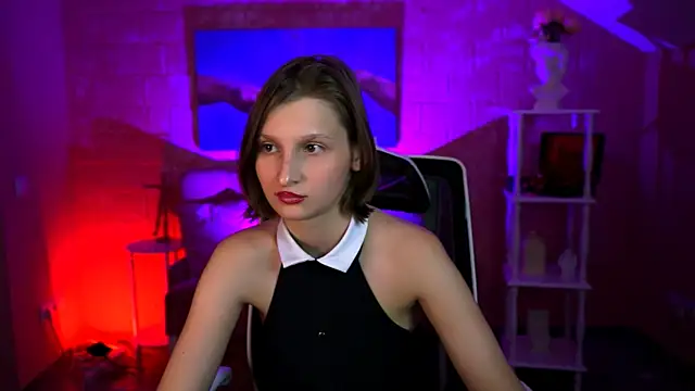 EllaHorton's Live XXX Chat