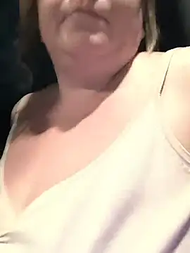 jusichka লাইভ XXX চ্যাট