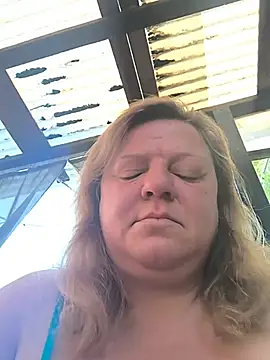 jusichka live XXX chat