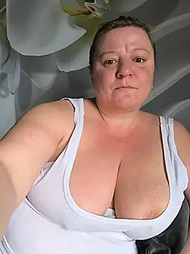 Chat +18 de jusichka ao vivo