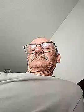 Show de oleg049 na webcam