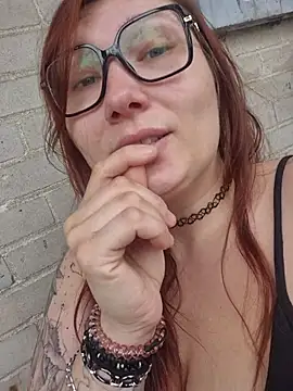 wildyoungNhorny ওয়েবক্যাম শো