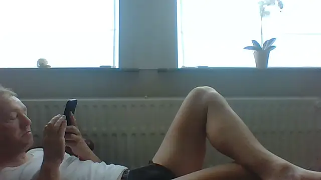 bertolini: вебкам-шоу