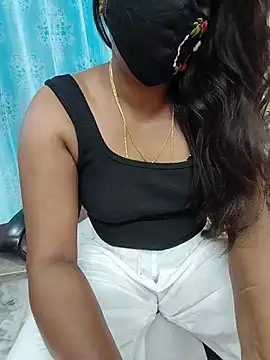 צ'אט XXX בש ידור חי של kruthika-telugu