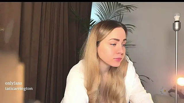 hotexclusive_ Adlı Modelin Canlı XXX Sohbeti