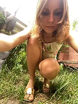 Anita-Smith Adlı Modelin Canlı XXX Sohbeti