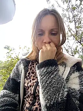 Anita-Smith live XXX chat