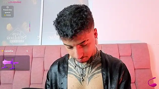 JuanCamiilo_66 Show in webcam