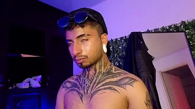 JuanCamiilo_66 在線直播表演