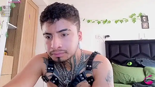 JuanCamiilo_66 webcam show