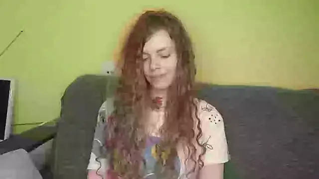 RayaNenlia Live Chatraum