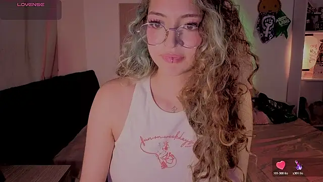 Catkittycaaat Chat XXX in diretta