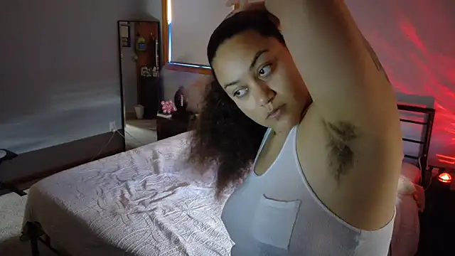 honeeyyy_pot's Webcam Show