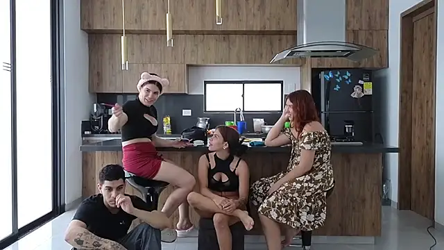 Pokazy przed kamerką – Hall_sextape