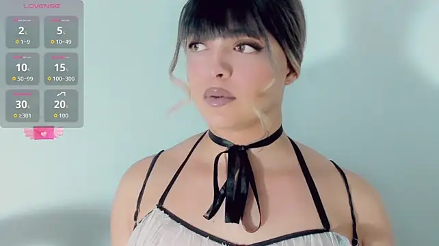 Emmaa_Saenz_ 在線直播表演
