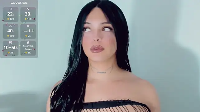 הופעת וובקאם של Emmaa_Saenz_
