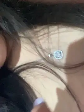 sanya-27 Webcam-Show