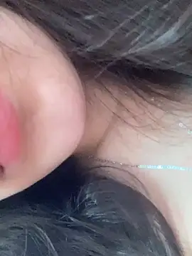 sanya-27 – live chatrum
